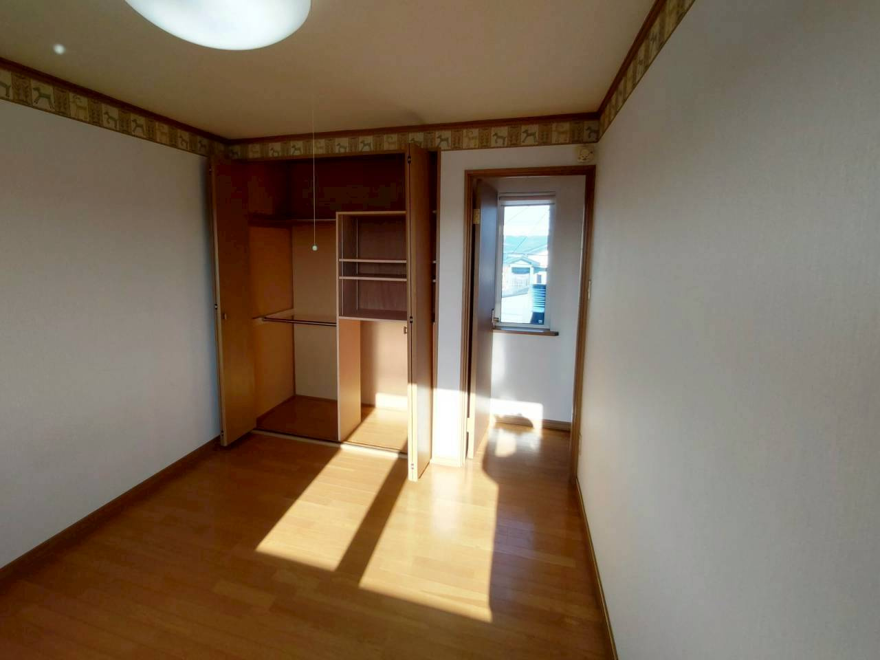 昭和北2丁目　中古住宅の洋室