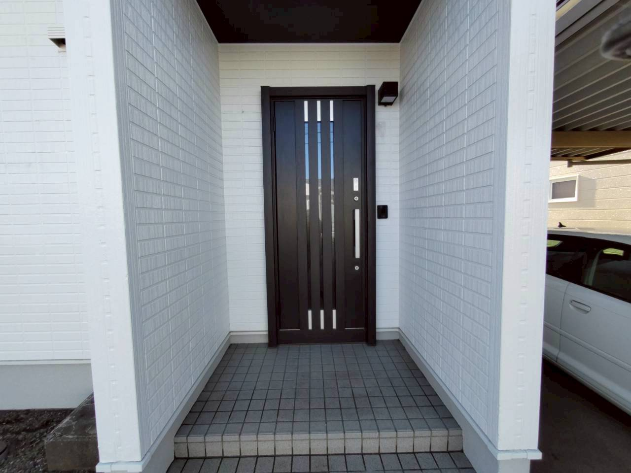 昭和北2丁目　中古住宅の玄関