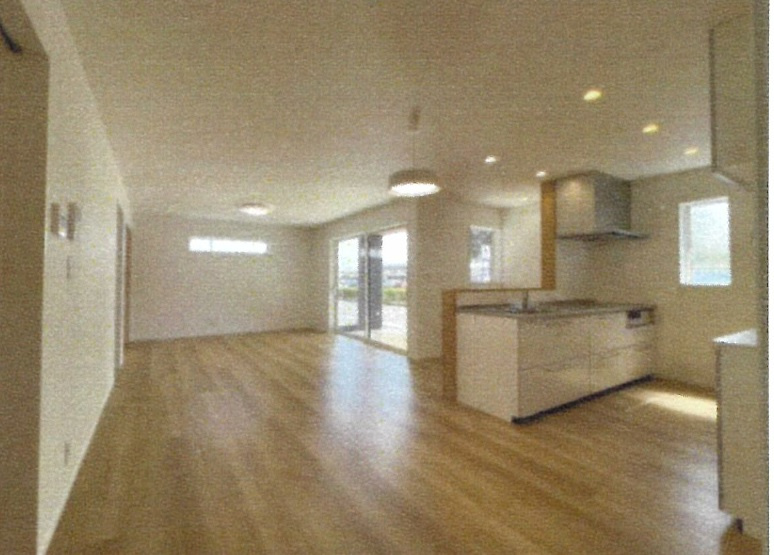 中古戸建て　栃木市川原田町の居間・リビング