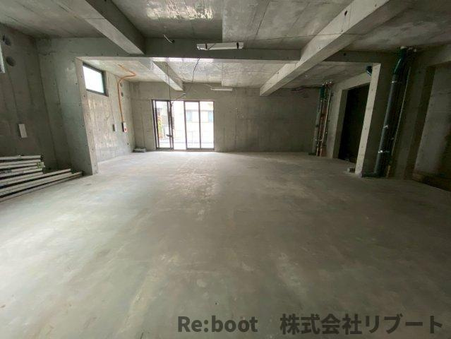 ＴＨＥ　ＢＯＮＤＳ　ＲＥＳＩＤＥＮＣＥ　ＩＣＨＩＫＡＷＡの内装