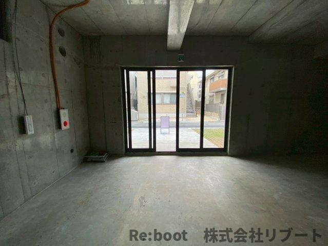 ＴＨＥ　ＢＯＮＤＳ　ＲＥＳＩＤＥＮＣＥ　ＩＣＨＩＫＡＷＡの内装