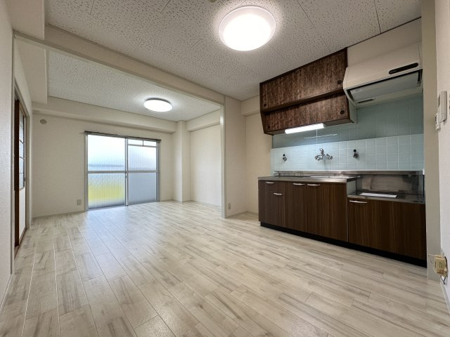 【居間・リビング】 | 第2スカイハイツタカラ | ※同タイプ間取り、別のお部屋の写真です。