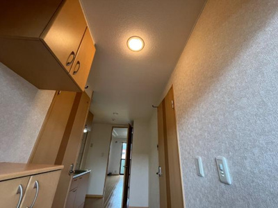 【洋室】 | Grande Rio Ⅱ | 人感センサー付き照明器具