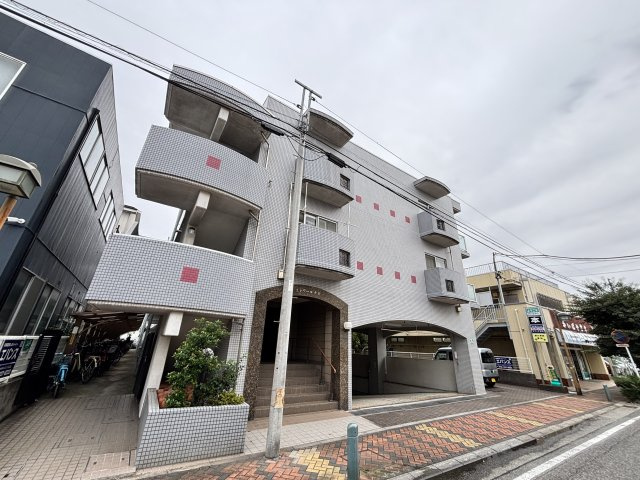 エトワールテラの外観