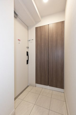 【玄関】 | ＲＪＲプレシア東十条ガーデン | ※写真は同タイプ住戸です。