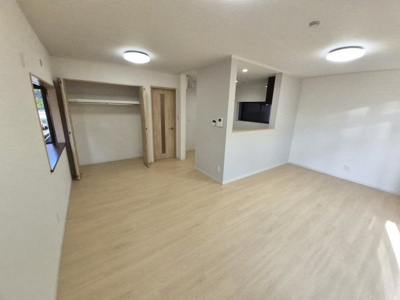 【居間・リビング】 | 北古世町二丁目一戸建