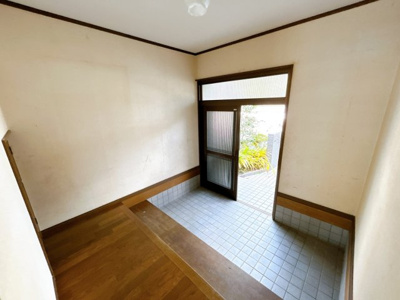 【玄関】 | 北古世町二丁目一戸建