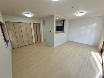 【居間・リビング】 | 北古世町二丁目一戸建