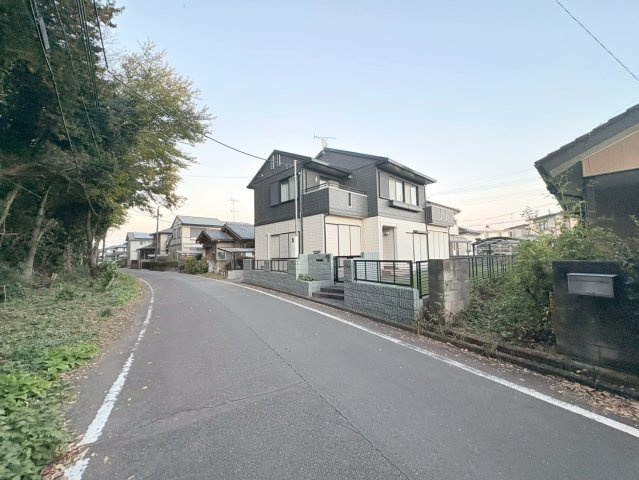 川越市かすみ野　建築条件なし売地　JR川越線『笠幡駅』徒歩23分　【霞ヶ関南小学区】の前面道路含む現地写真