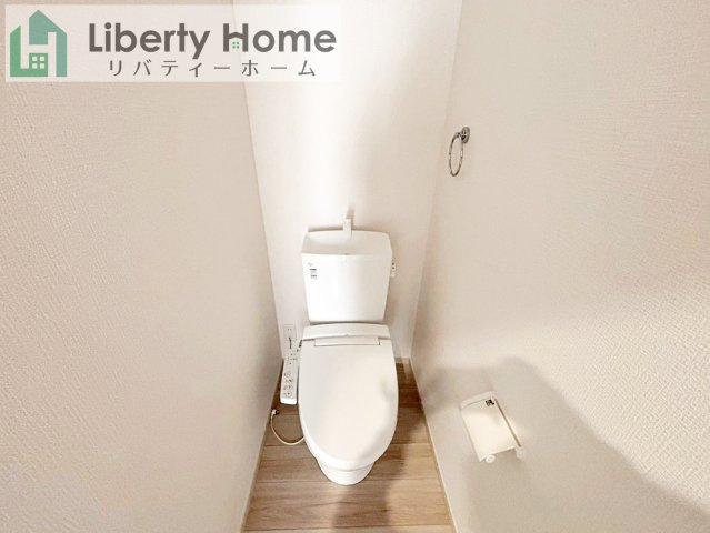 水戸市元吉田町14期　新築戸建　2号棟のトイレ