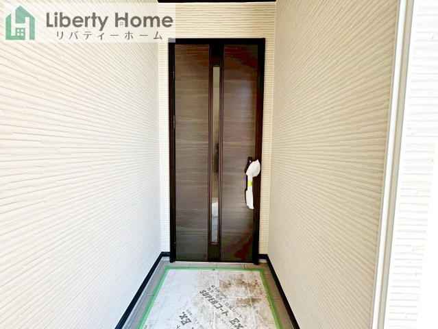 水戸市元吉田町14期　新築戸建　2号棟のエントランス