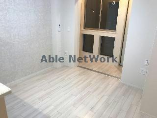 高尾崎 NEW TOWN　La・Terre Hの居間・リビング|清潔感のあるダイニングルーム