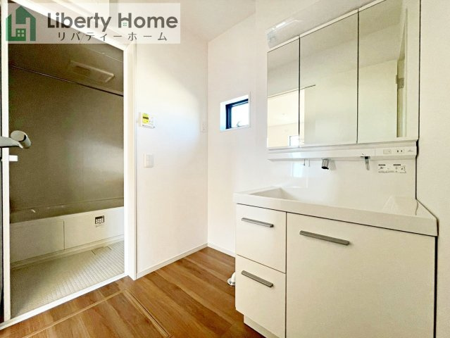 水戸市元吉田町14期　新築戸建　3号棟の脱衣所