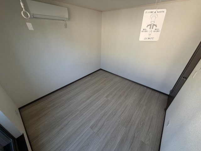 アズリア岩槻の洋室|日当たりがすごく良い洋室です。