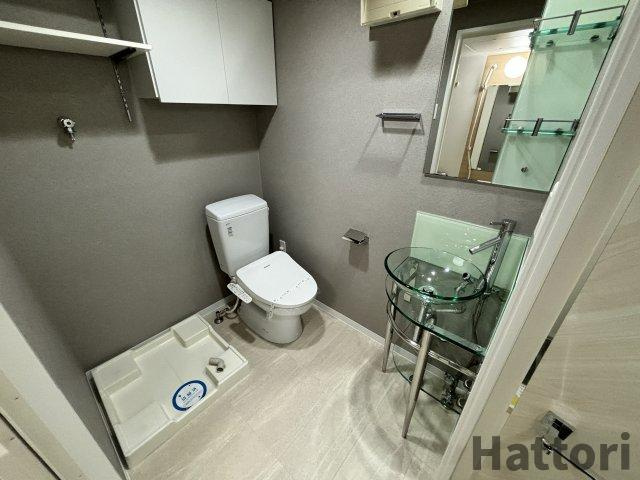 SERENiTE北浜の独立洗面台