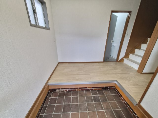 天満台東1丁目の玄関