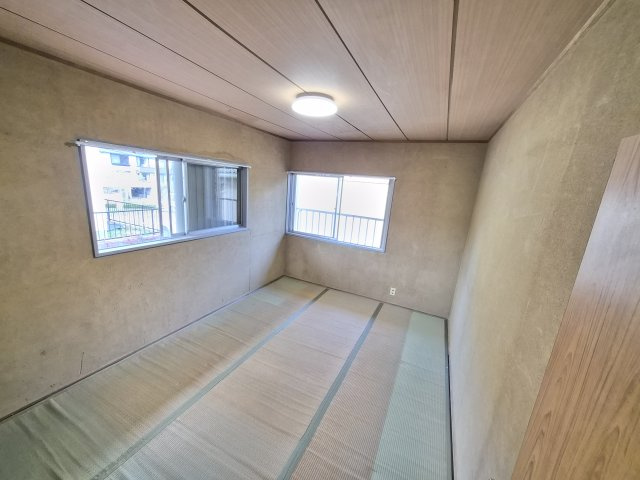 天満台東1丁目の和室