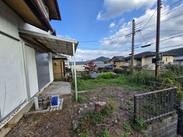 天満台東1丁目の庭