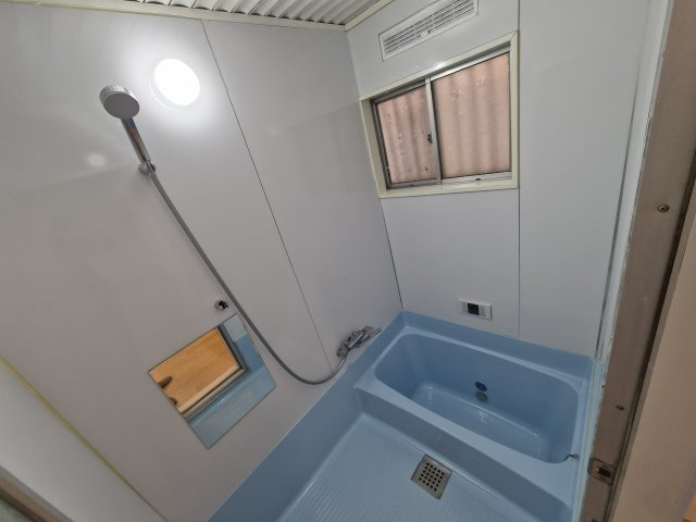 天満台東1丁目の浴室