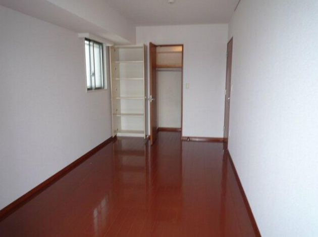 スカイスクエア川口の寝室