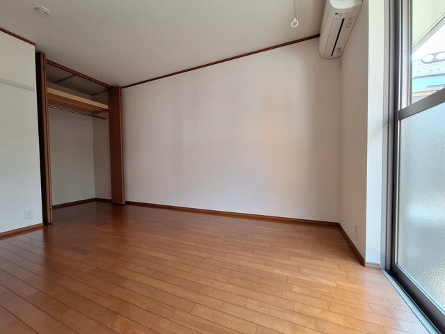 フレグランスの居間・リビング