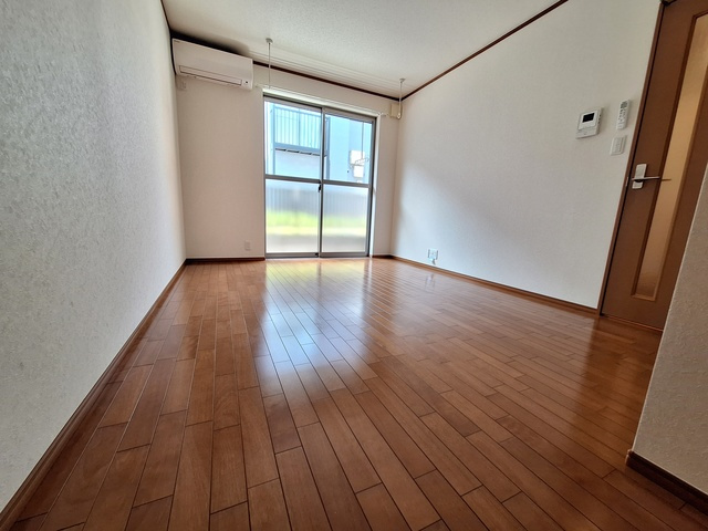 フレグランスの居間・リビング