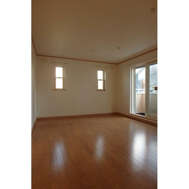 夢路オネストの居間・リビング