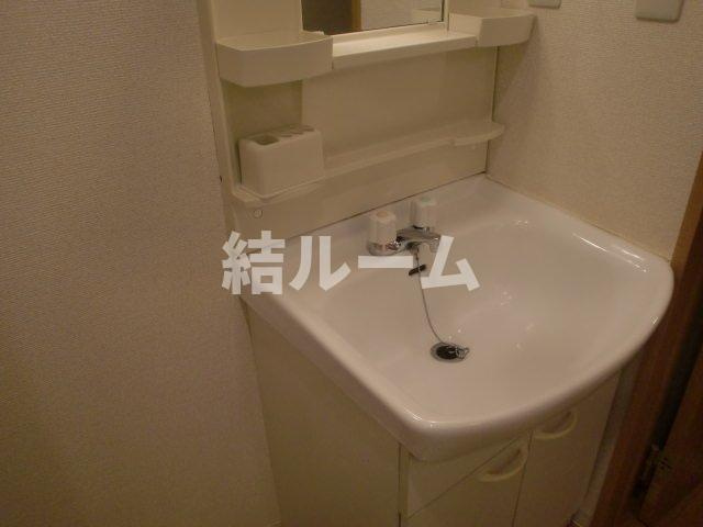 板橋区宮本町のアパートの洗面所