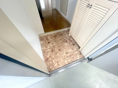 【玄関】 | シィダーヴィレッジ