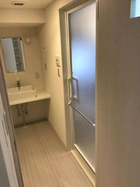 Ｂ　ＣＩＴＹ　ＡＰＡＲＴＭＥＮＴ　ＳＵＧＩＮＡＭＩ　ＴＡＫＡＩＤＯの洗面所