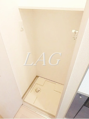 【設備】 | ガラ・ステーション岩本町North | 室内洗濯機置き場になります。