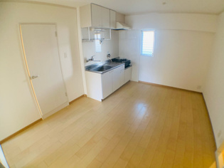 ニシキマンションの居間