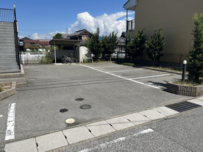 【駐車場】 | SUCCEED