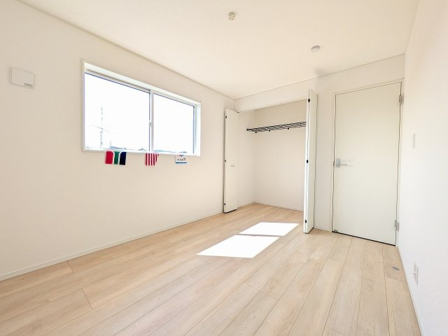 八王子市　川口町　新築一戸建て　９１期の洋室|～2階6.0帖の洋室　2面採光で明るく風通しの良いお部屋です～