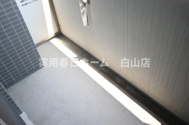 【バルコニー】