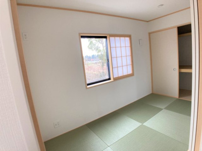 【和室】 | 【20万円ｷｬｯｼｭﾊﾞｯｸ対象物件】クレーデルガーデン川西町下永第1 全3棟 2号棟 | 施工例写真