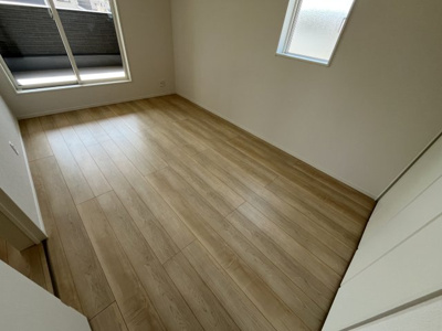 【洋室】 | 【20万円ｷｬｯｼｭﾊﾞｯｸ対象物件】クレーデルガーデン川西町下永第1 全3棟 2号棟