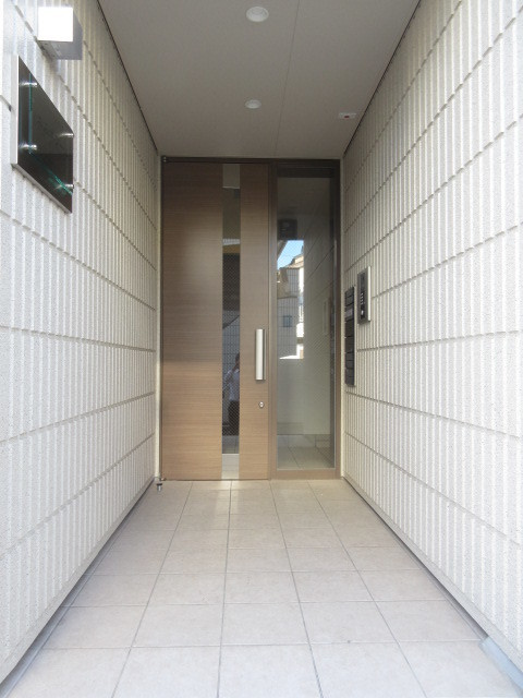 エスポワールのエントランス|★安心のオートロック★