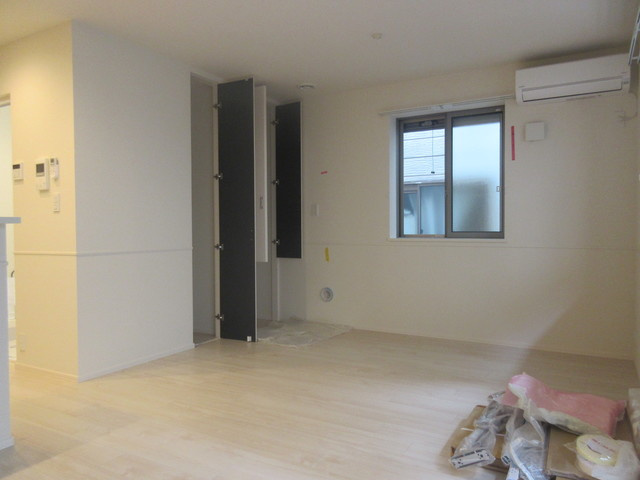 エスポワールの居間・リビング|★開放感のある綺麗なリビング★