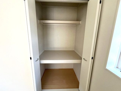 【和室】 | 【20万円ｷｬｯｼｭﾊﾞｯｸ対象物件】クレーデルガーデン川西町下永第1 全3棟 3号棟