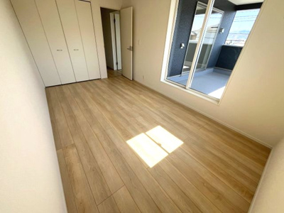 【寝室】 | 【20万円ｷｬｯｼｭﾊﾞｯｸ対象物件】クレーデルガーデン川西町下永第1 全3棟 3号棟