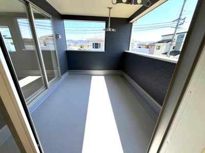 【バルコニー】 | 【20万円ｷｬｯｼｭﾊﾞｯｸ対象物件】クレーデルガーデン川西町下永第1 全3棟 3号棟