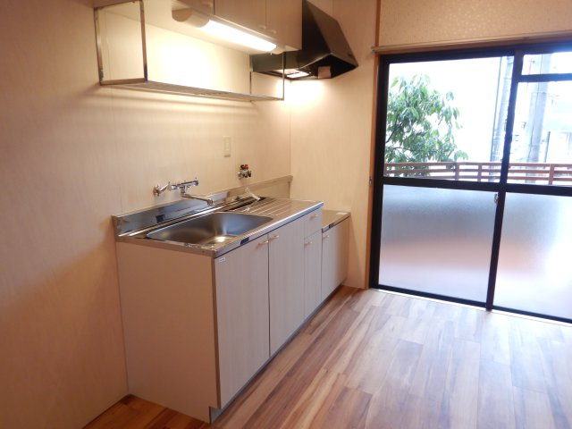 インペリアル砂山のキッチン