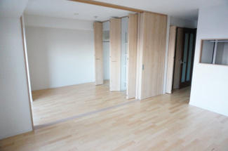 【居間・リビング】 | レスタージュ西陣 | 《令和元年5月リフォーム後写真》