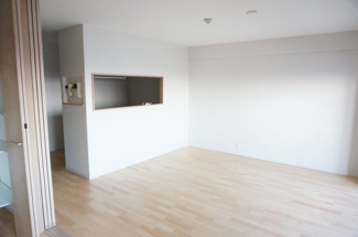 【居間・リビング】 | レスタージュ西陣 | 《令和元年5月リフォーム後写真》