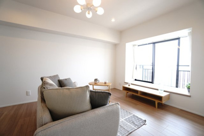 【居間・リビング】 | 【上質リノベ】井口台パークヒルズ弐番館 | 室内（2025年5月12日9：00頃）撮影