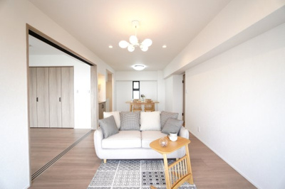 【居間・リビング】 | 【上質リノベ】井口台パークヒルズ弐番館 | 室内（2025年5月12日9：00頃）撮影