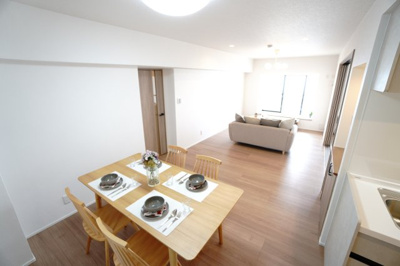 【居間・リビング】 | 【上質リノベ】井口台パークヒルズ弐番館 | 室内（2025年5月12日9：00頃）撮影