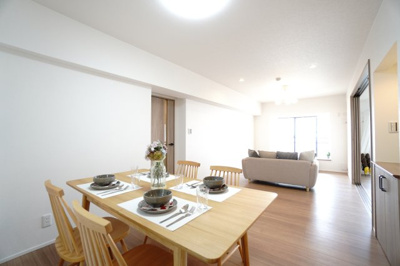 【居間・リビング】 | 【上質リノベ】井口台パークヒルズ弐番館 | 室内（2025年5月12日9：00頃）撮影