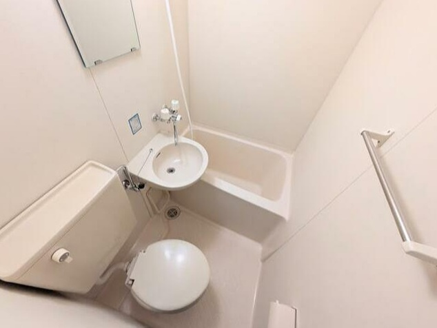 TOTETSU URAWAの浴室